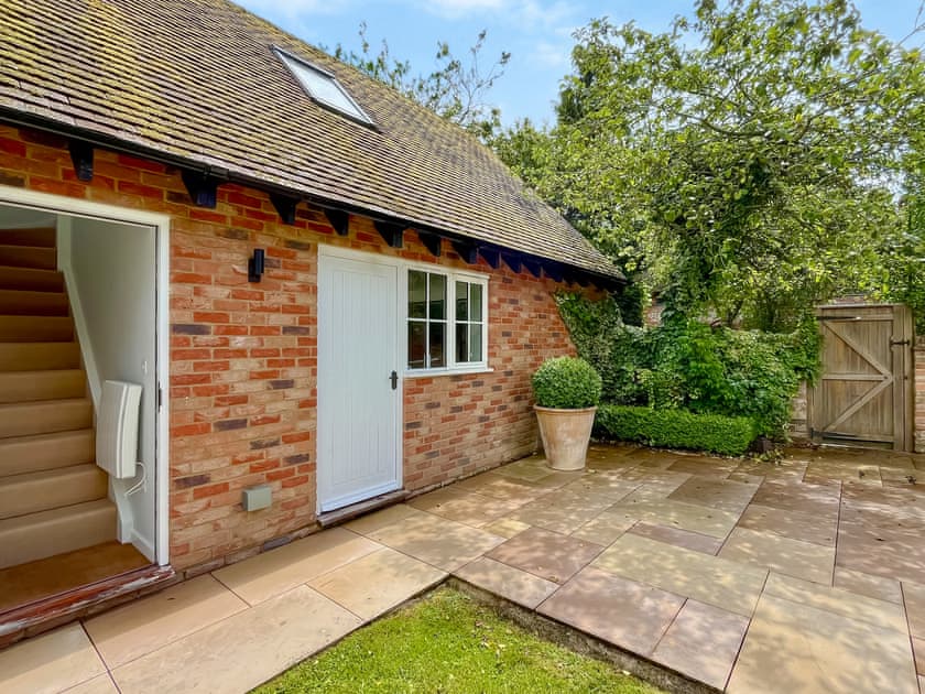 Exterior | Mulberry CottageCasa Bonita, Shalbourne, near Marlborough