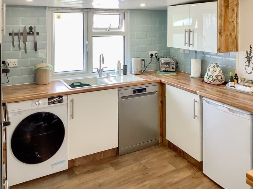 Kitchen/diner | Holly Cottage, Roud