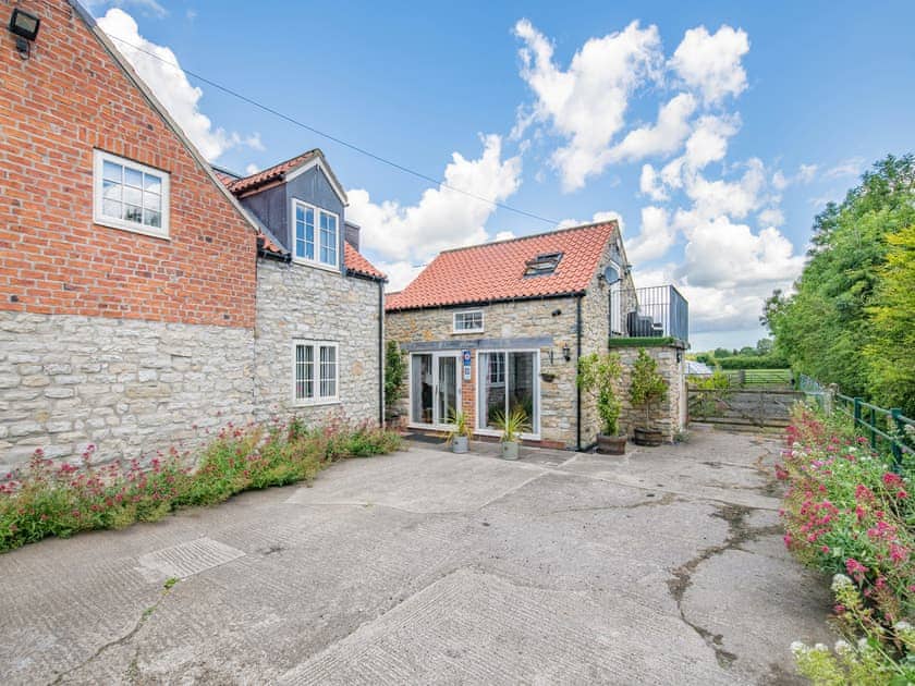 Exterior | Morgan’s Rest, Pickering