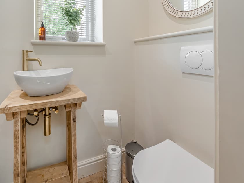 Bathroom | Swallow Barn, Whitby, near Danby