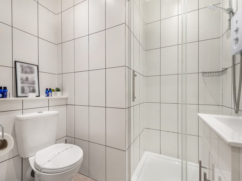 Bathroom | Coalhill Farm Byre, Ardrossan