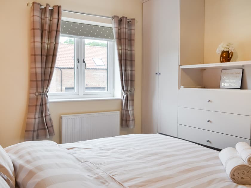 Double bedroom | Maybelle’s Cottage, Langtoft, near Driffield