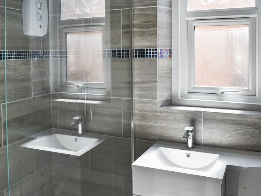 Bathroom | Folkestone Central, Cheriton, near Folkestone