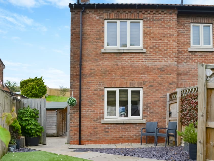 Exterior | Maybelle’s Cottage, Langtoft, near Driffield