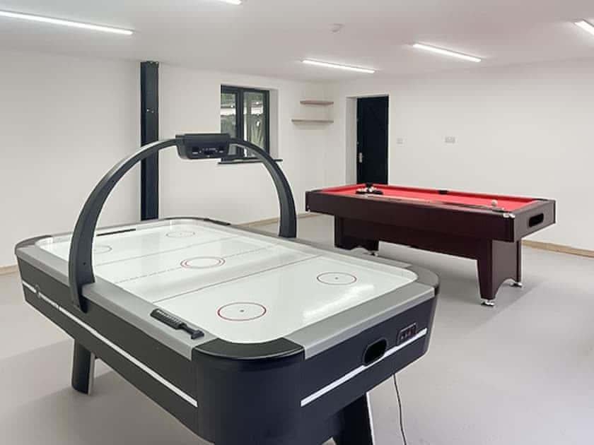 Games room | Myrtle Cottage, Repps with Bastwick