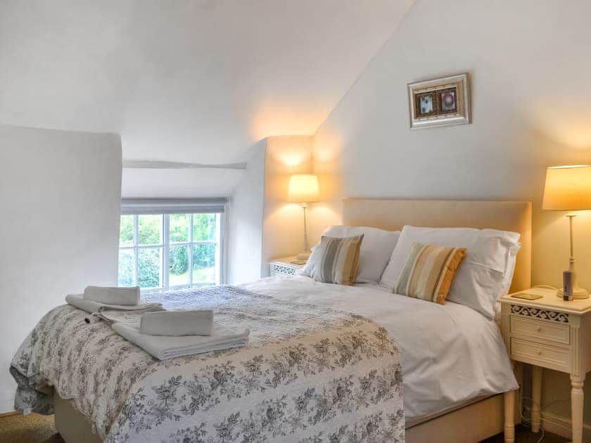 Double bedroom | Yew Tree Cottage, Burythorpe
