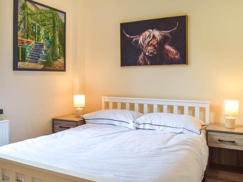 Double bedroom | Mariah - Sannan Court, Llanfynydd