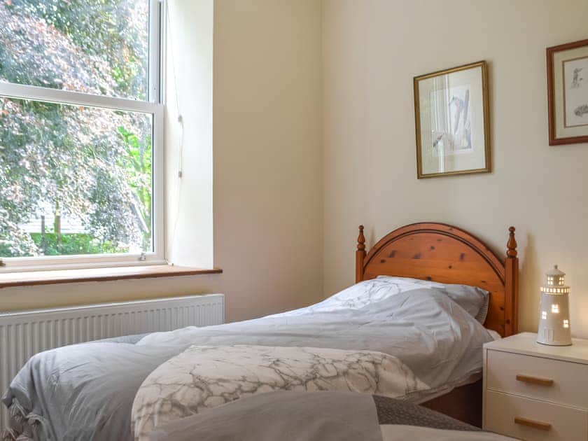 Twin bedroom | Shiloh - Sannan Court, Llanfynydd