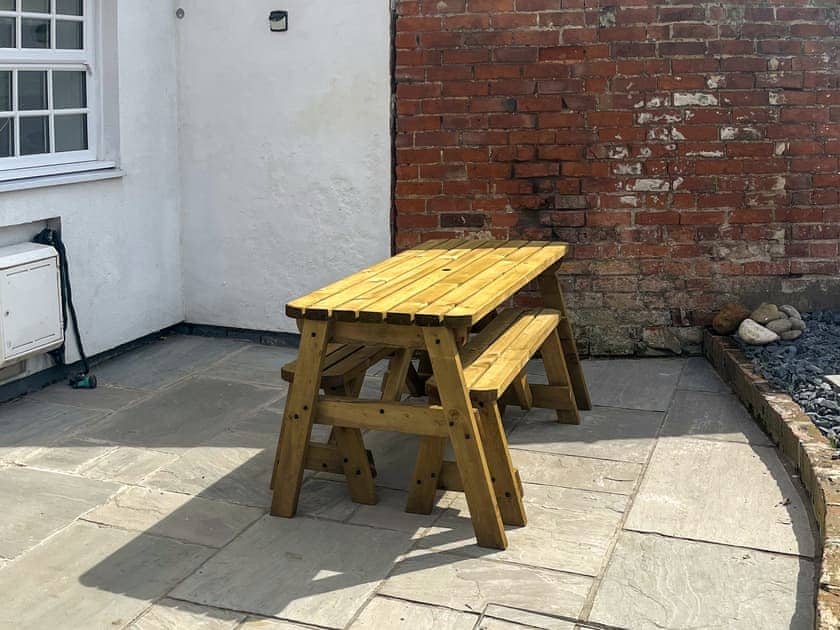Sitting-out-area | Fern House, Hinderwell