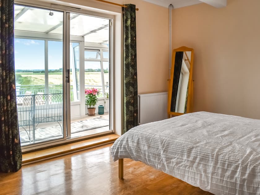Double bedroom 1 with kingsize bed  | The Boat House, Canterbury