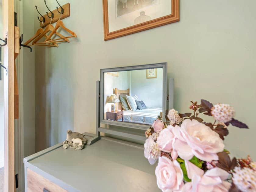 Single bedroom | Willow Tit Cottage, Ffostrasol