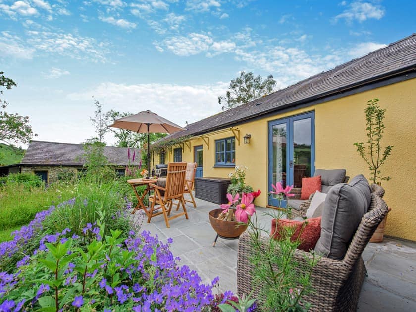 Exterior | Willow Tit Cottage, Ffostrasol