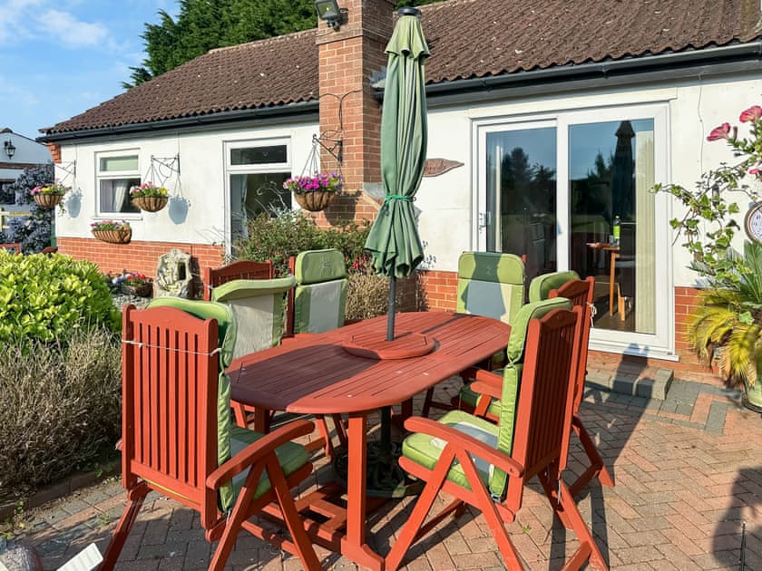 Sitting-out-area | Leanda Lodge, Burgh Castle, near Great Yarmouth
