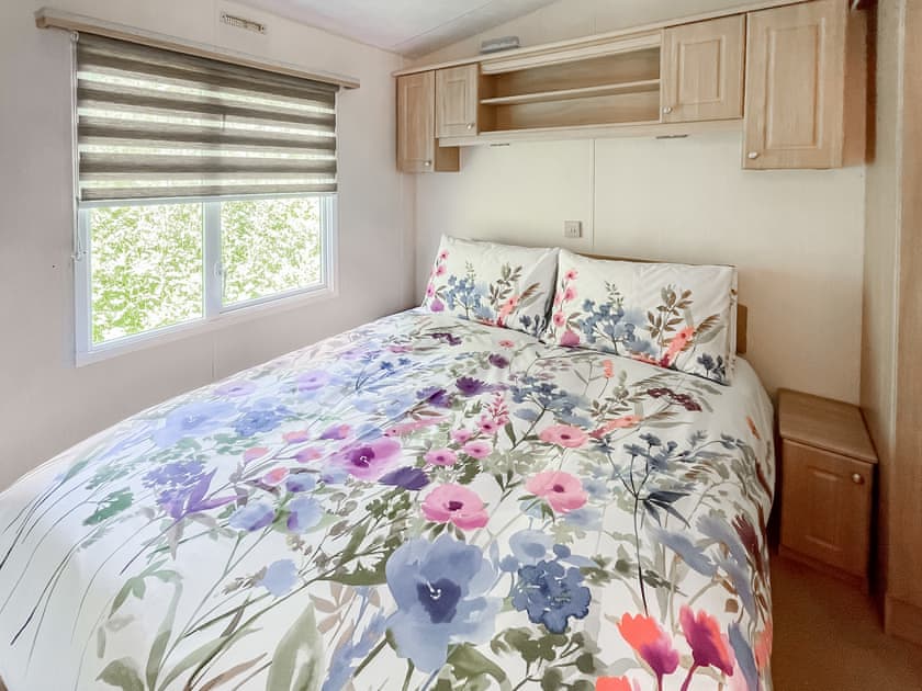 Double bedroom | Shirley’s Haven - Emmotland Holidays, Driffield