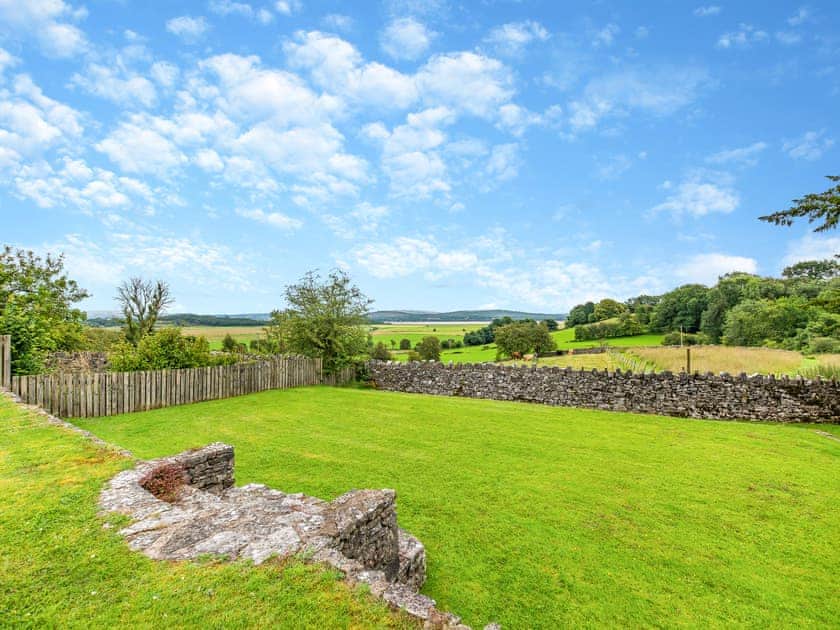Garden | Silverdale Apartment - Meathop Fell Caravan Club Apartments and Cottage, Meathop, near Grange-over-Sands