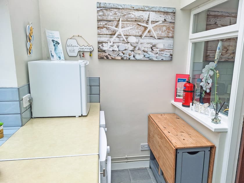 Utility room | The Bee Happy House, Filey