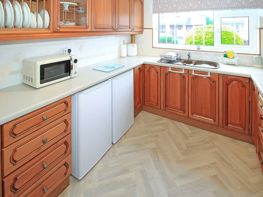 Kitchen | Samson’s Place, Morfa Bychan