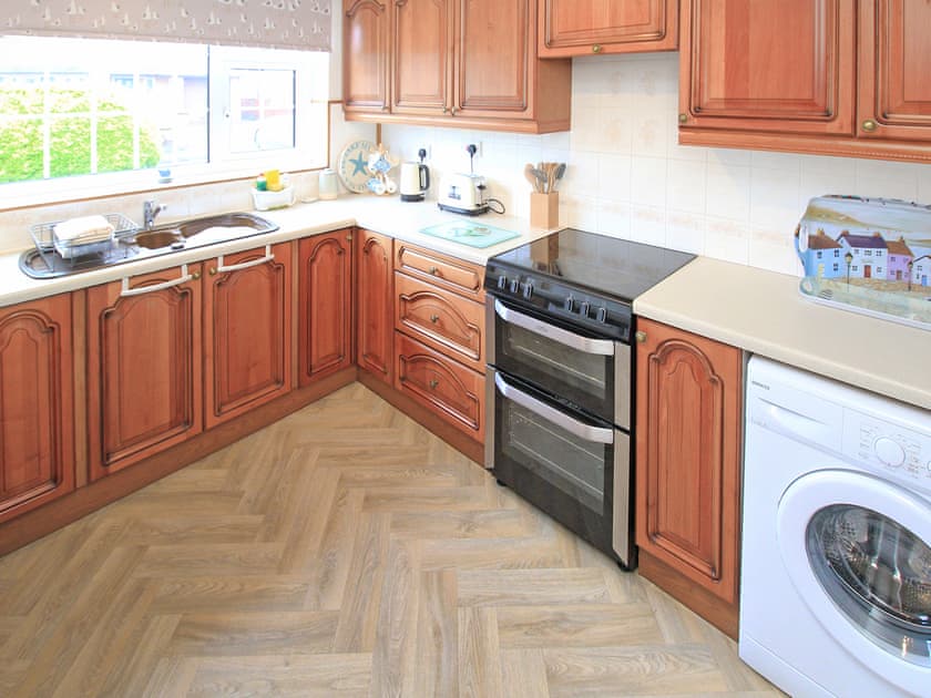 Kitchen | Samson’s Place, Morfa Bychan