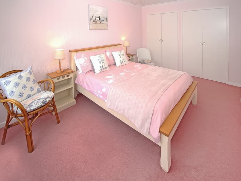 Double bedroom | Samson’s Place, Morfa Bychan