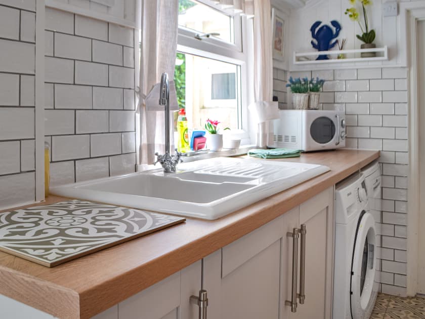 Kitchen | Culver Park Cottage, Tenby, near Pembrokeshire