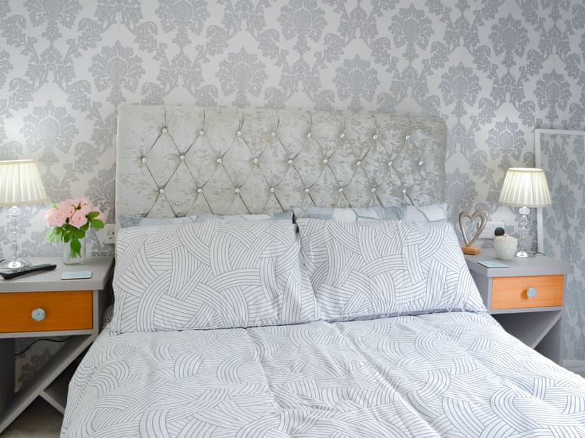 Double bedroom | Stella, Skipsea