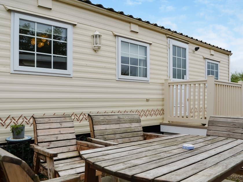 Exterior | Stella, Skipsea