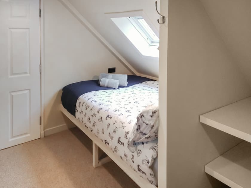 Twin bedroom | Half Of 2, Torrin