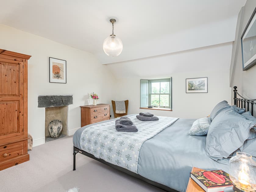 Master bedroom Super Kingsize Bed  | Coed Mawr, Betws-y-Coed