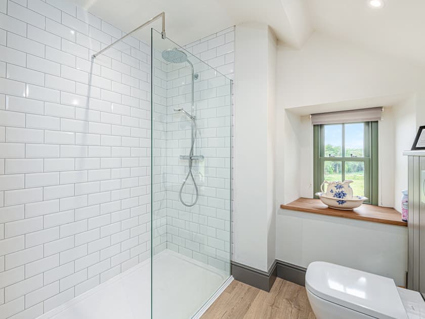 Bathroom | Coed Mawr, Betws-y-Coed