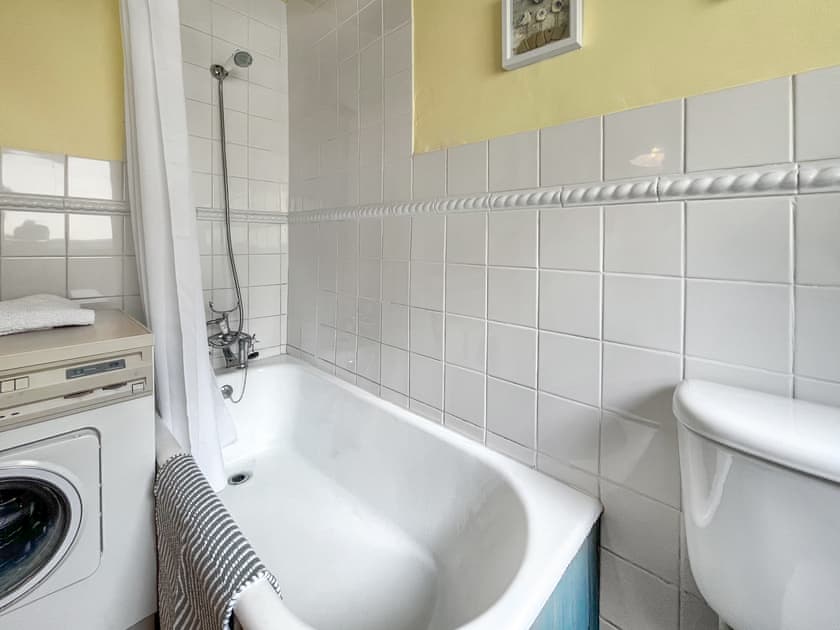 Bathroom | Rohan Cottage, Rosedale East, near Pickering