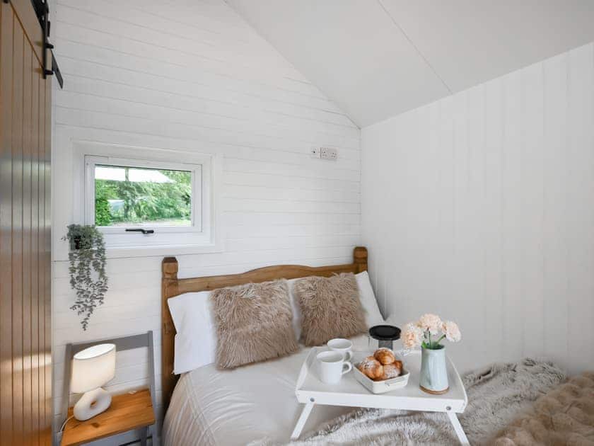 Interior | Mini Lodge - Daisy Bank Touring Caravan Park, Montgomery
