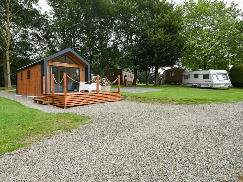 Exterior | Mini Lodge - Daisy Bank Touring Caravan Park, Montgomery