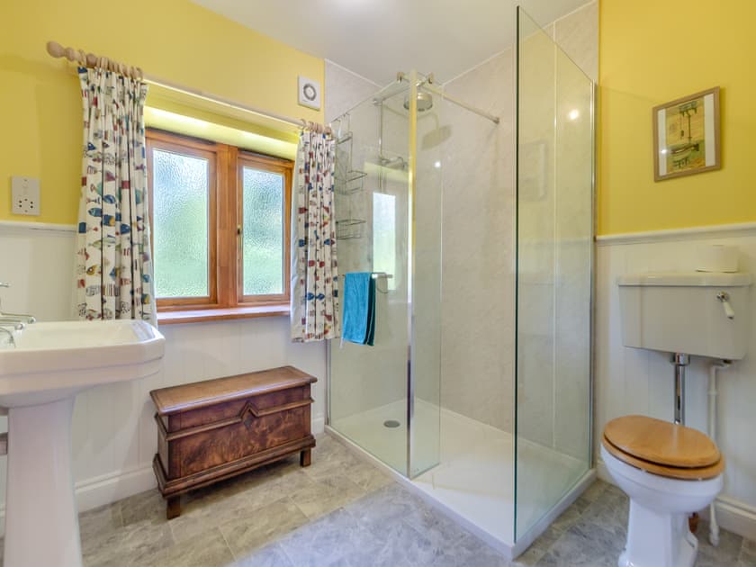 Shower room | St Mary’s Chapel, New Buckenham