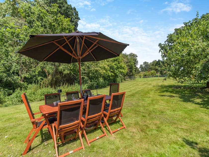 Sitting-out-area | St Mary’s Chapel, New Buckenham