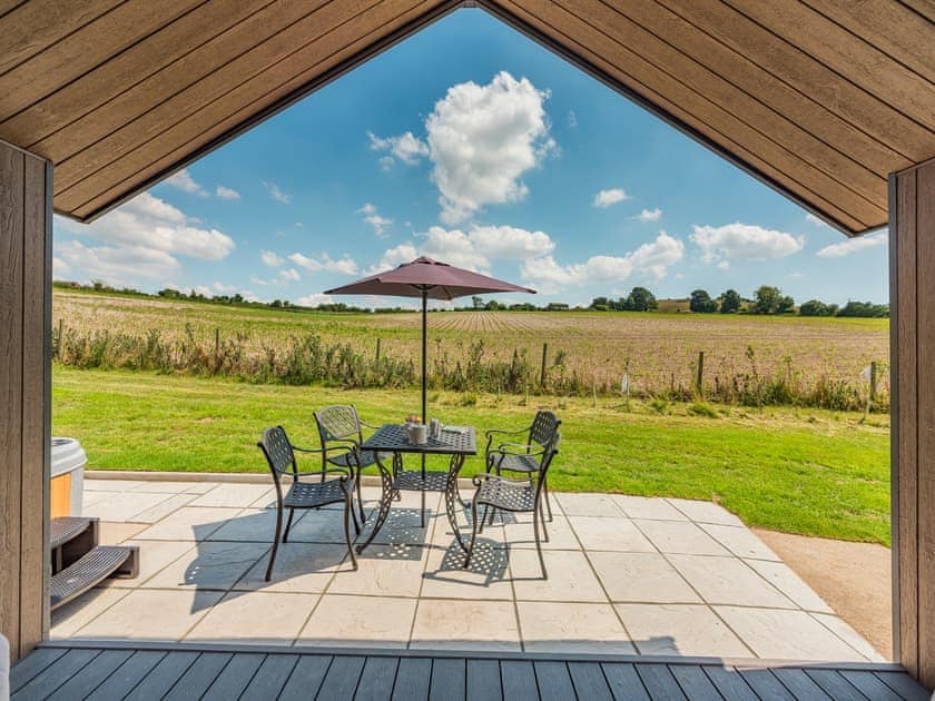 Outdoor area | Cranborne Chase Stargazer - Whitey Top Lodges, Pentridge