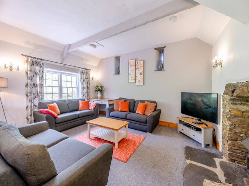 Main house living room | Great Horner, Halwell, near Totnes