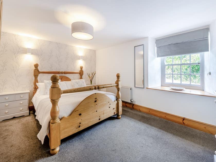 Main house king bedroom | Great Horner, Halwell, near Totnes