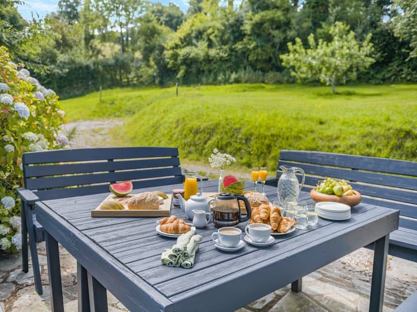 Outside seating area  | Great Horner, Halwell, near Totnes