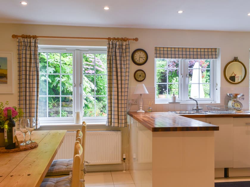 Kitchen | Hollyhocks Cottage, Hellandbridge, near Bodmin