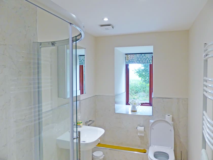 Family bathroom | Till Cottage, Milfield Hill, Wooler