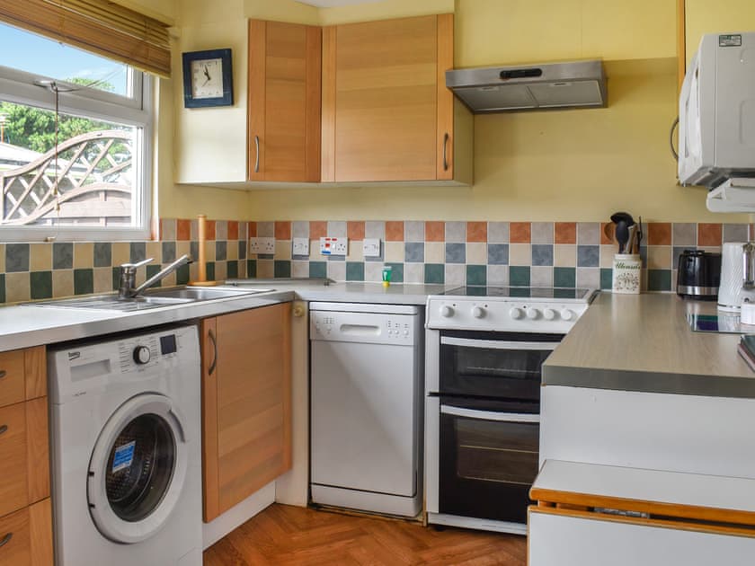 Kitchen | Cat’s Cove - Bay Adventures, St Merryn, near Padstow