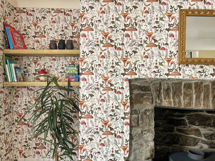 Interior | Mushroom Cottage, Tylorstown