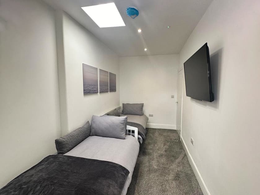 Single bedroom | Beach Retreat, Paignton