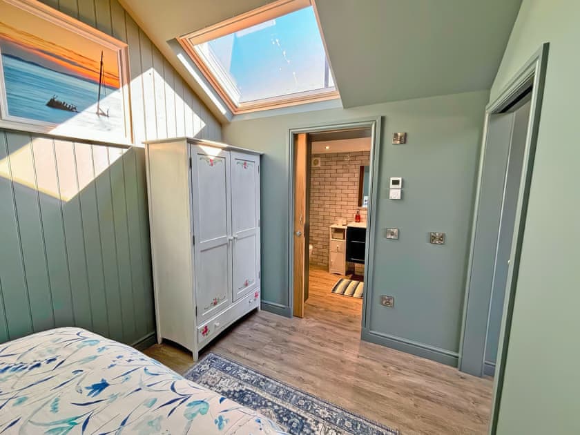 Chalet double bedroom | Aird Cottage, Dunure