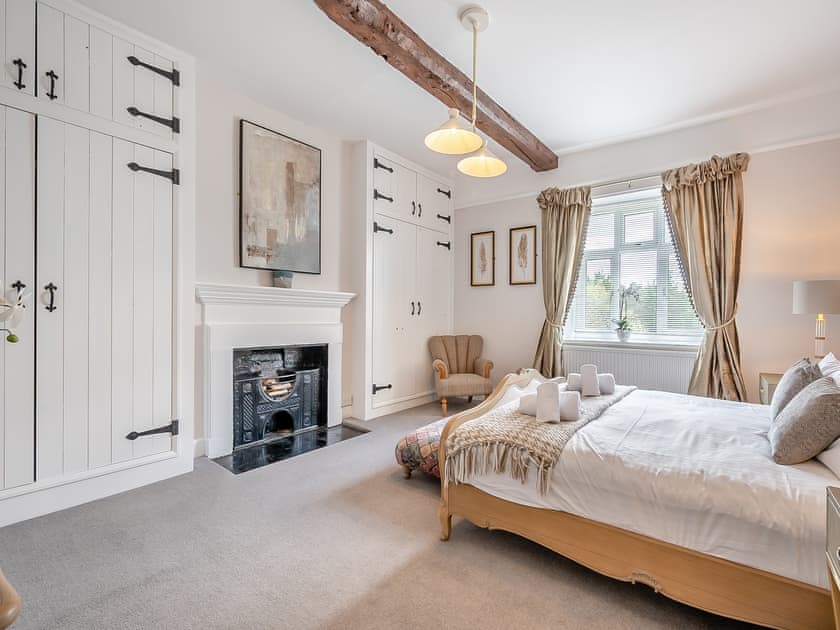 Double bedroom | Greenhill Farmhouse, Bletchingdon