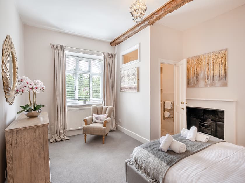 Double bedroom | Greenhill Farmhouse, Bletchingdon