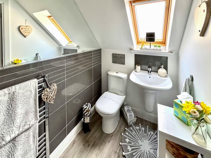 Shower room | Rose Cottage, Dingwall