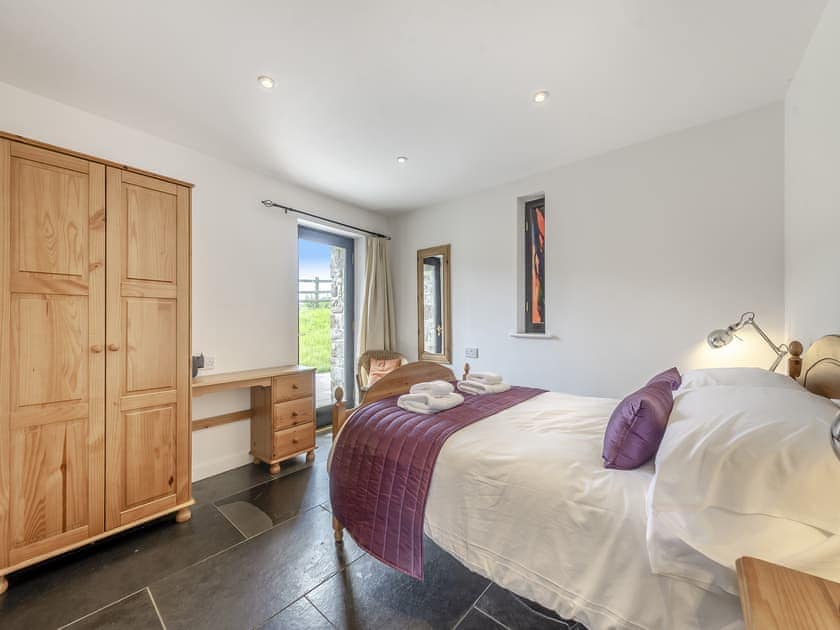 Double bedroom | Y Stabl - Cennen Cottages, Bethlehem