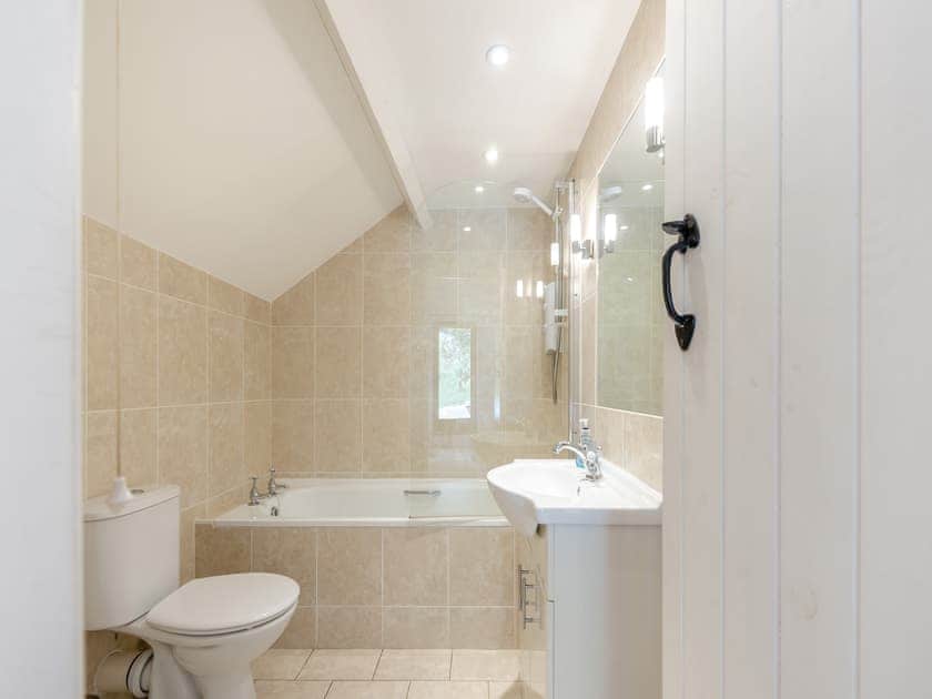 Bathroom | Y Stabl - Cennen Cottages, Bethlehem