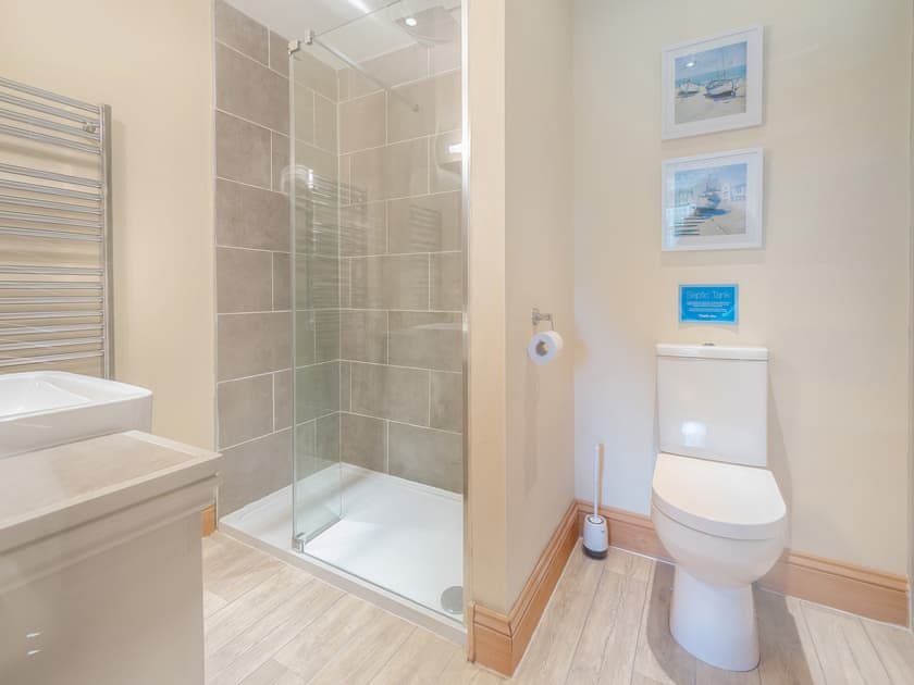 Shower room | Farrington House, Nafferton, near Driffield